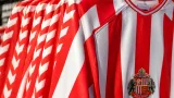 Fans and collectors raise quality‑control concerns over Sunderland's 26‑27 home shirt