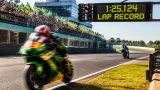 Lincolnshire’s Lowes twins light up Donington with podiums and a lap record