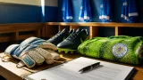 Stockport County sign keeper Ashby-Hammond on one-year deal after trial