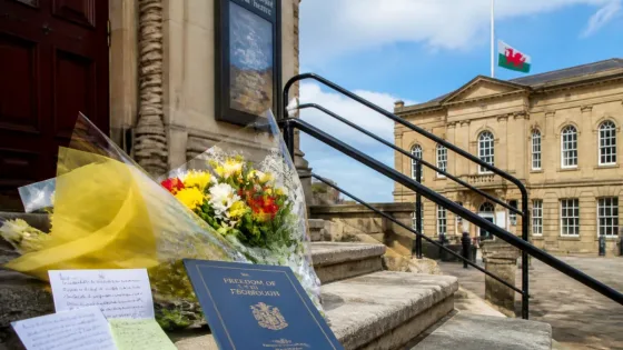 Neath Port Talbot leaders pay tribute to Bonnie Tyler after death