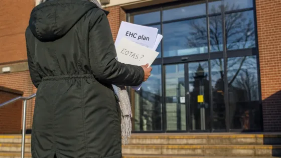 Slough council ordered to pay £500 after confusing advice over son's education