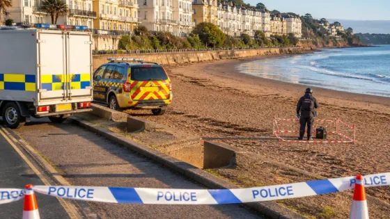 Torquay seafront road briefly closed after suspected ordnance found at Meadfoot