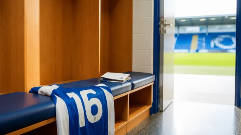 Arsenal to sign Cardiff teenage midfielder who became club’s youngest senior player