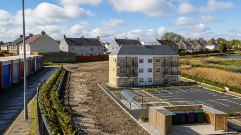 Garages to make way for six new one‑bed flats in Bridgend after council approval