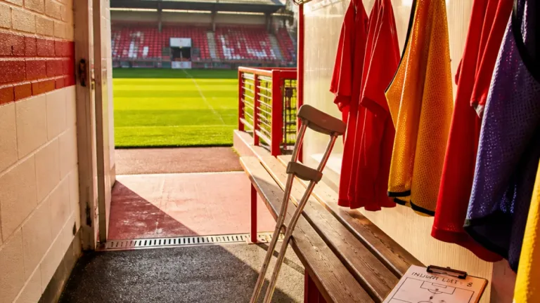 Holloway seeks four or five recruits as Swindon hit by injuries ahead of final friendly