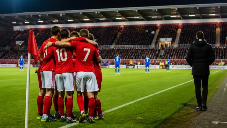 Millard on target as Swindon edge past League One Leyton Orient 2-1