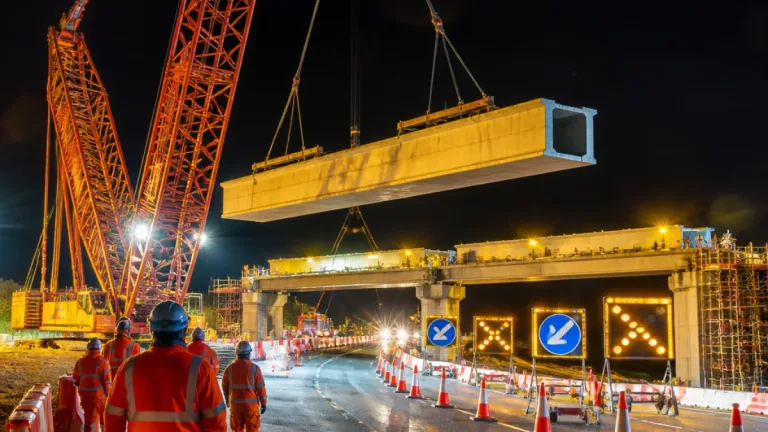 Night and weekend closures of M42 in Warwickshire to continue for HS2 beam lifts