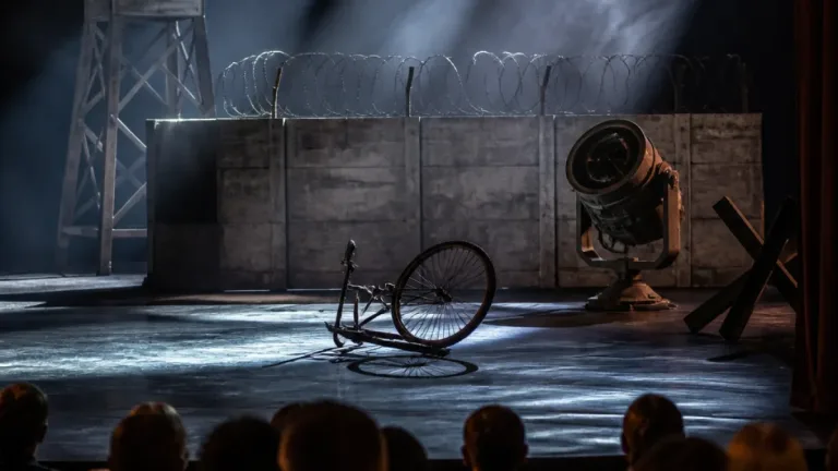 Tense Cold War thriller at Milton Keynes Theatre anchored by Ralf Little's lead performance