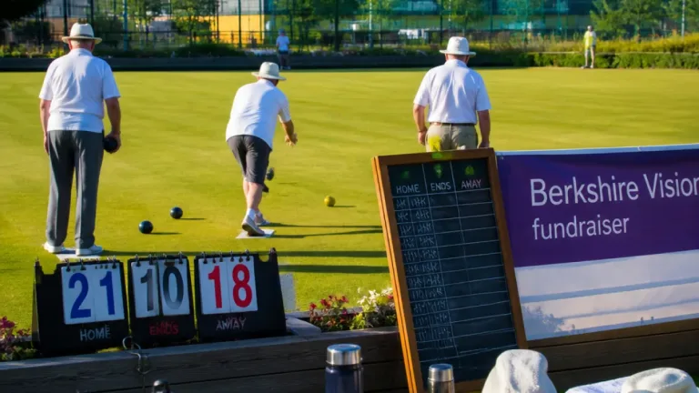 Trentham bowlers endure 12-hour marathon to raise over £5,000 for Berkshire Vision