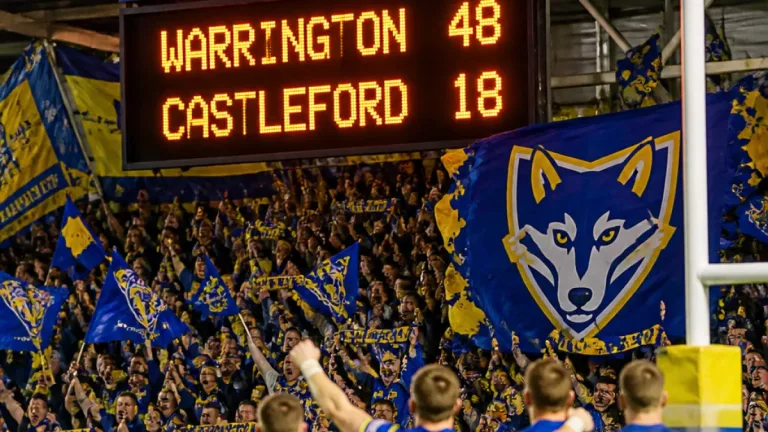 Warrington climb the table after commanding 48-18 victory at Castleford